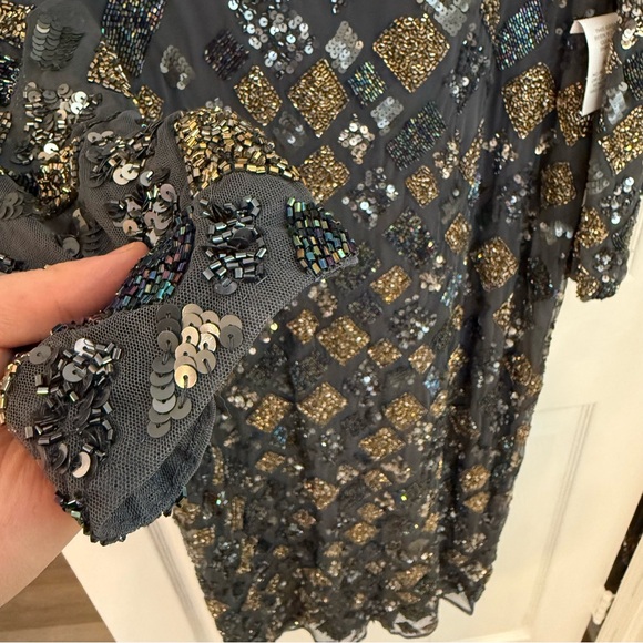 Mac Duggal Platinium Evening Gown - Picture 13 of 15